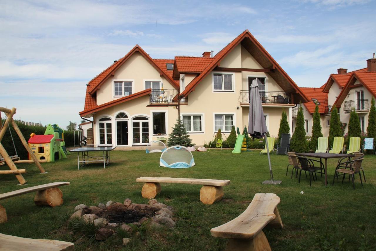 Dworek Leba I Domki Ranczo Itrich ภายนอก รูปภาพ